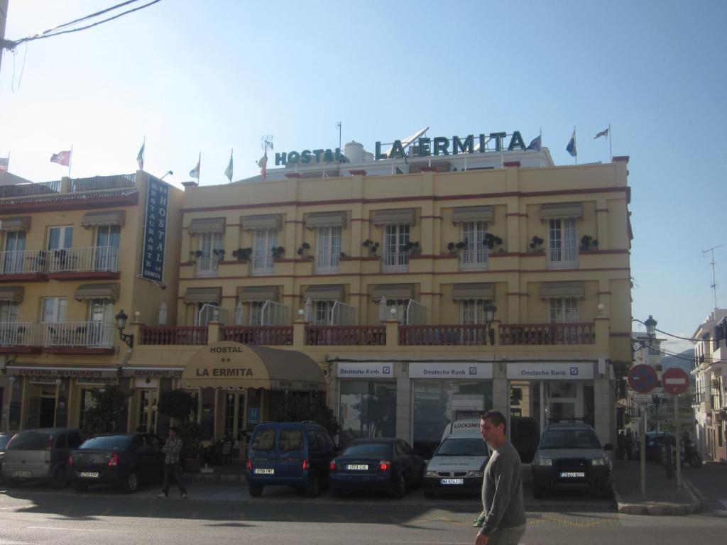 Hostal La Ermita Nerja Exterior photo